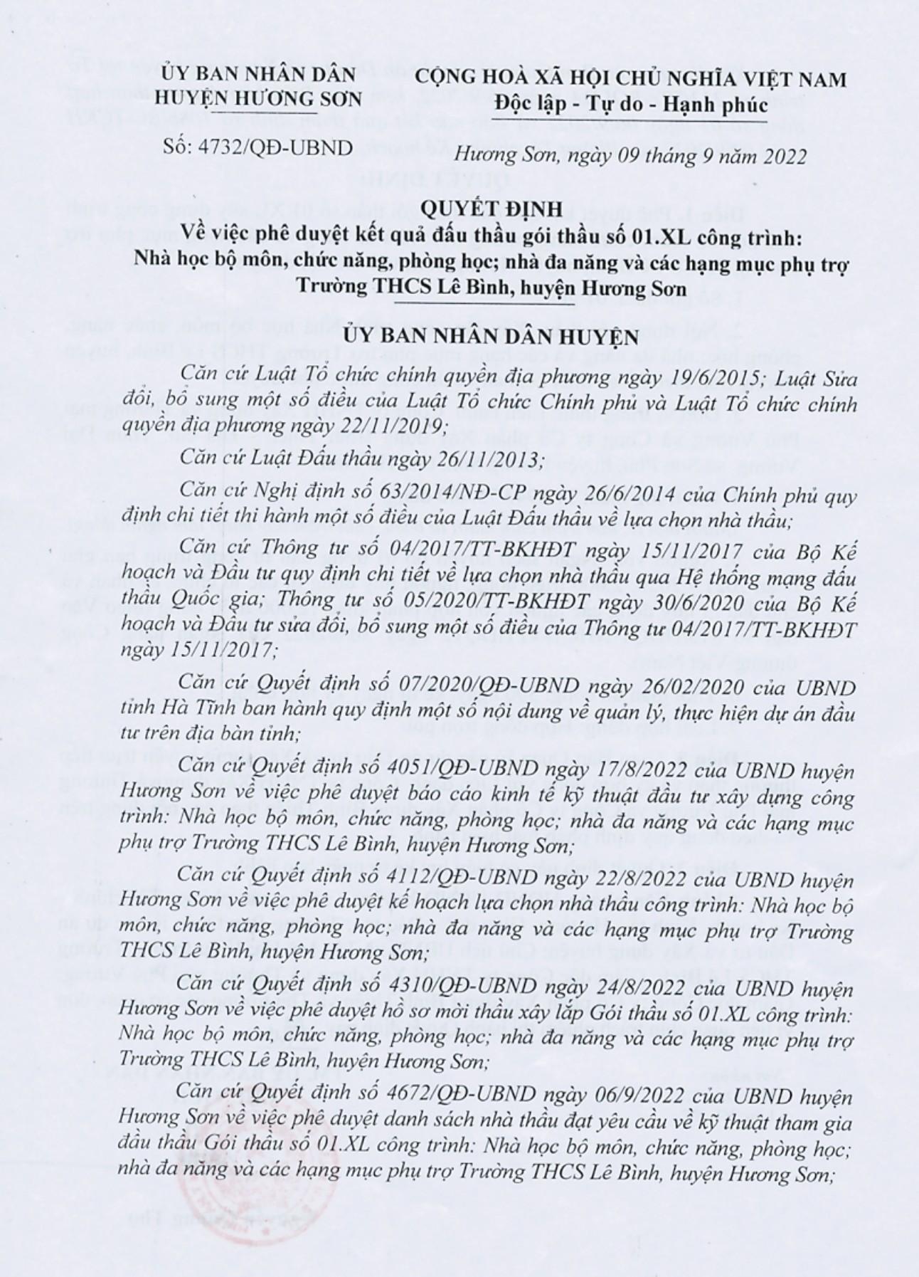 Trích Quyết định phê duyệt Công ty CP xây dựng Bình Thiên trúng gói thầu số 01.XL xây dựng công trình Nhà học bộ môn, chức năng, phòng học; nhà đa năng và các hạng mục phụ trợ Trường THCS Lê Bình với giá 11.894.975.000 đồng (tiết kiệm được 0,10%).