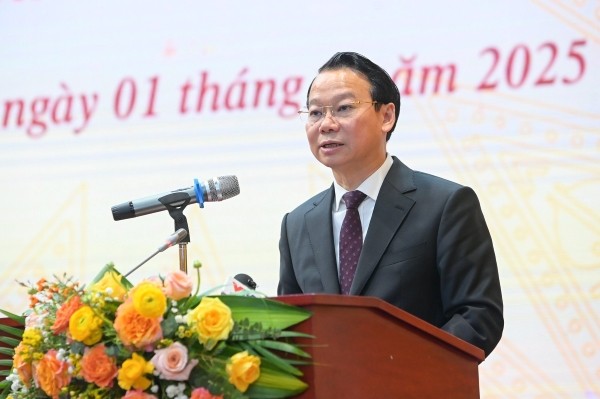 trao-qd-lanh-dao-bo-nnmt-6-1740968084.jpg