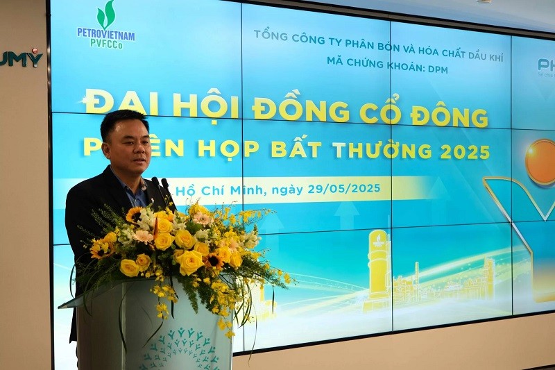 lanh-dao-pvfcco-phat-bieu-1748687220.jpg