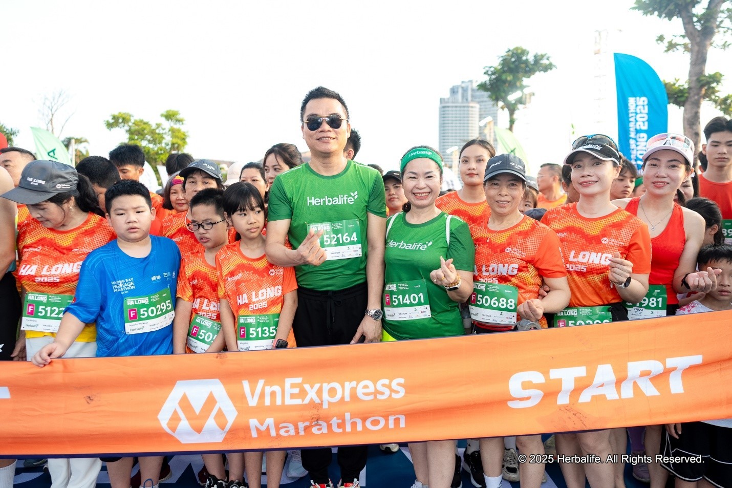 marathon-ha-long-2-1748913159.jpg