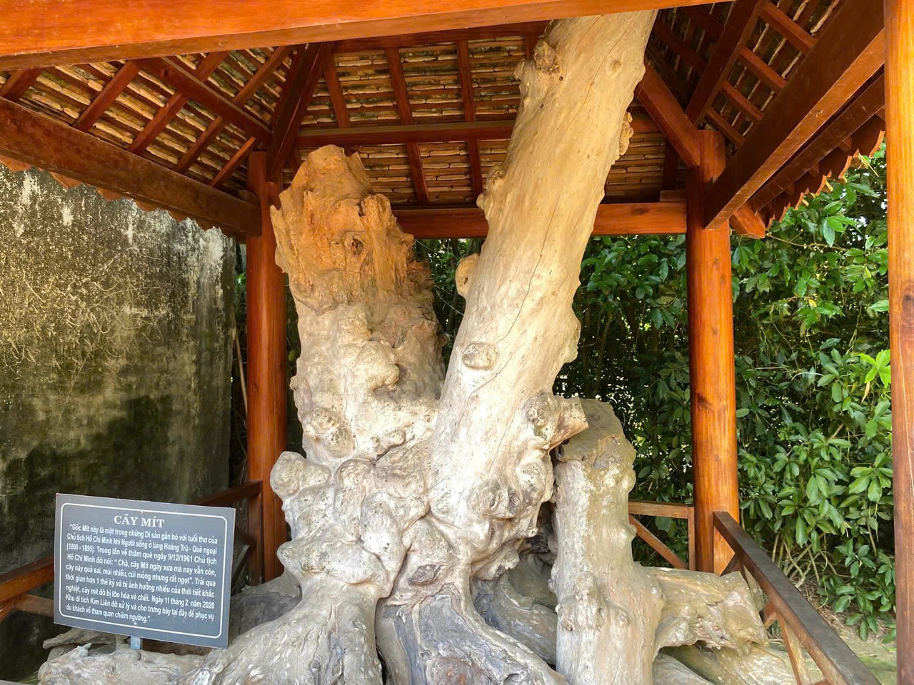 lang-hoang-tru-3-1750904707.jpg