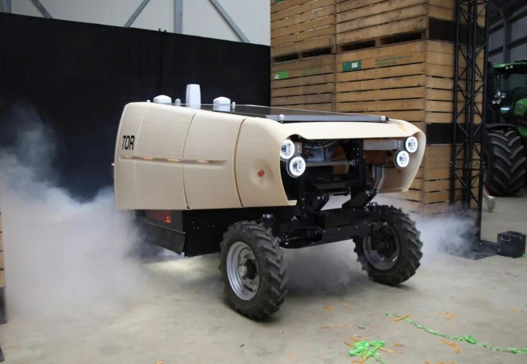 ro-bot-nho-co-bang-laser-1-1750923023.png