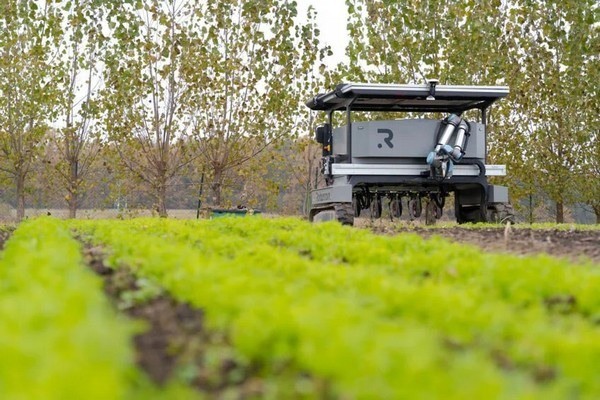 roboton-farmer-1752113476.jpg