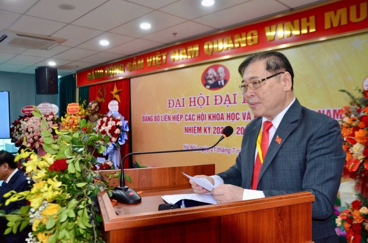 dai-hoi-dang-bo-vusta-2-1753145910.jpg