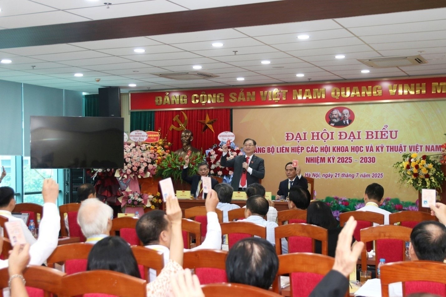dai-hoi-dang-bo-vusta-7-1753145910.jpg