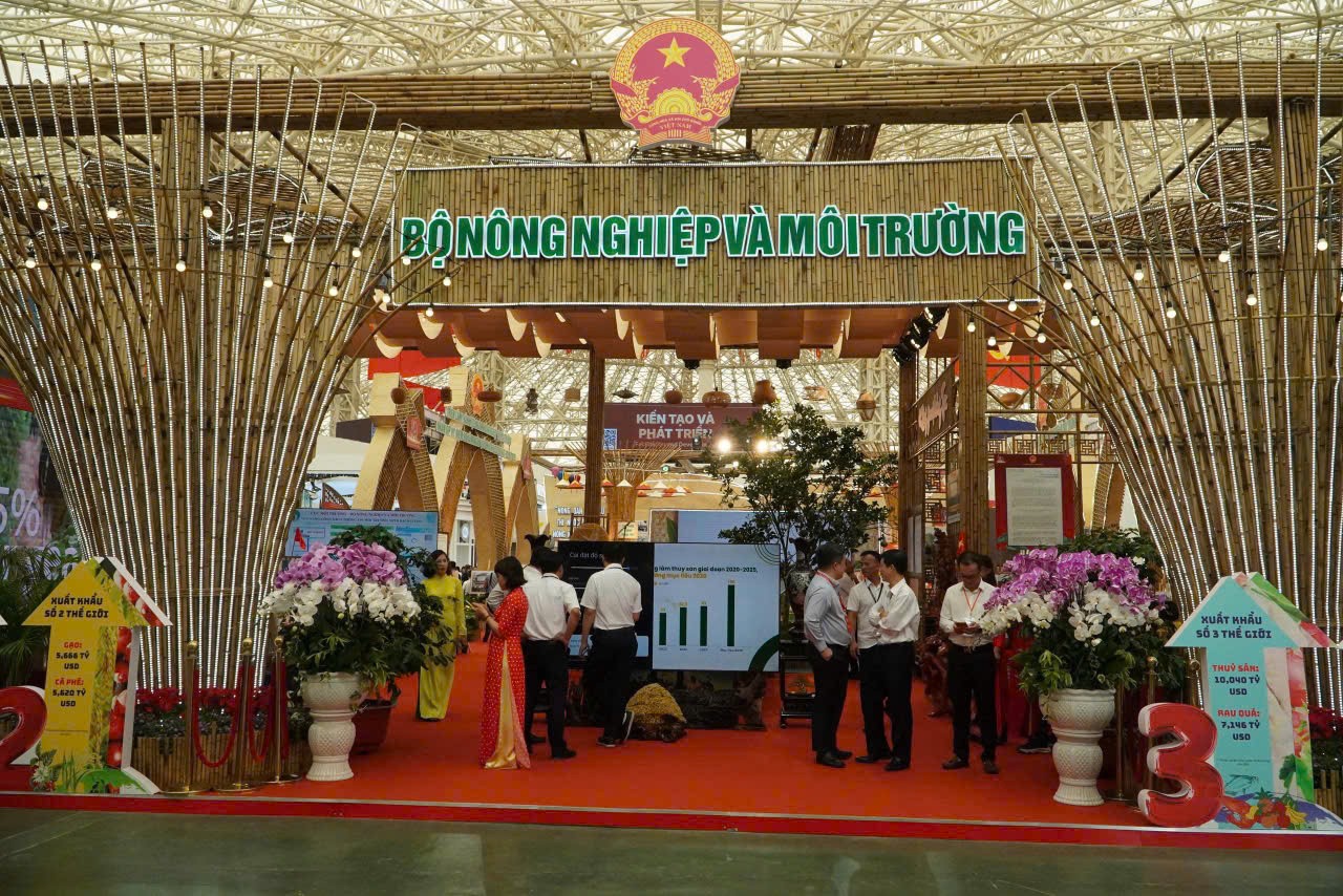 a-80-nganh-nong-nghiep-va-moi-truong-stnn-1-1756949024.jpg