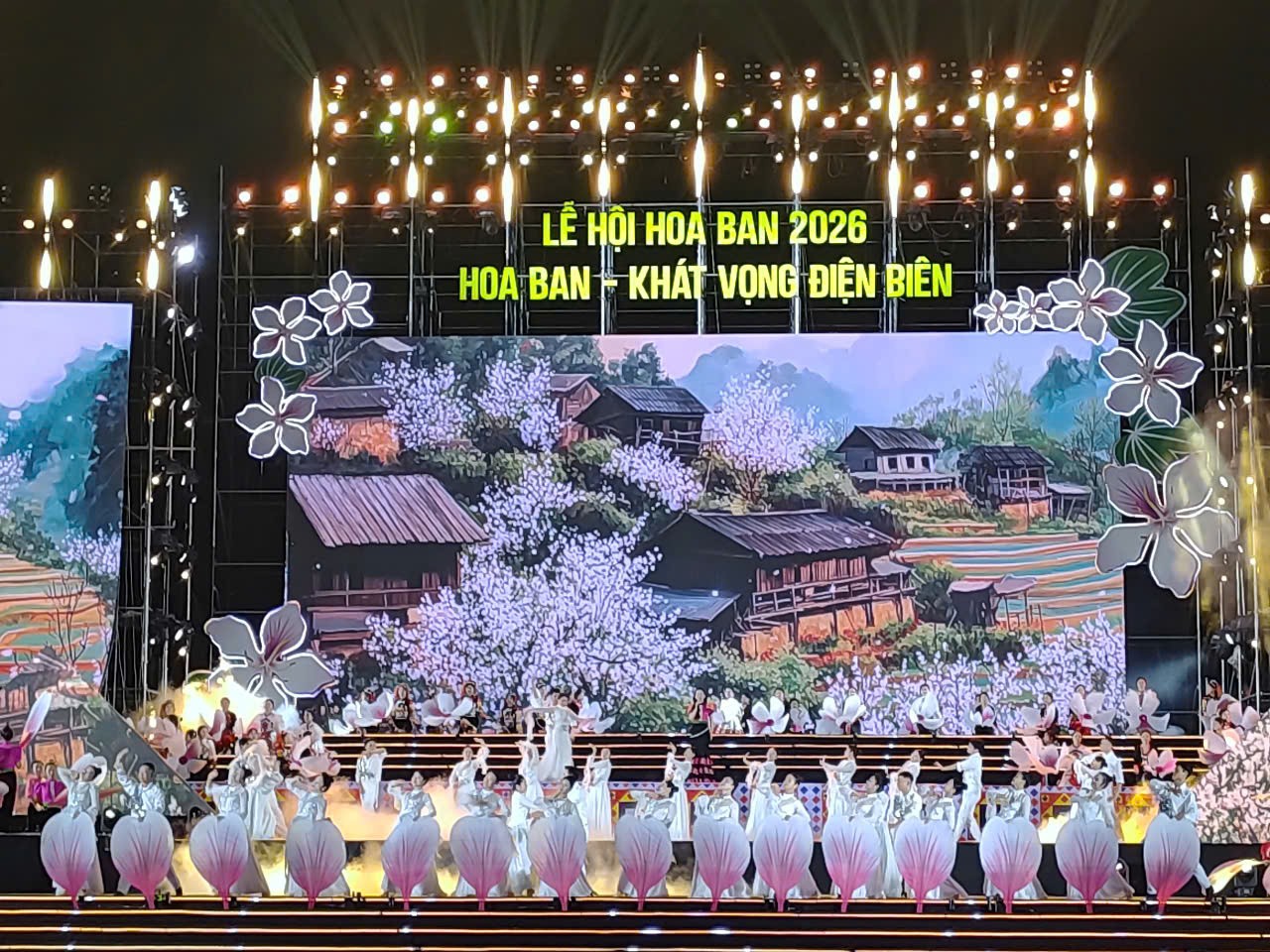 le-hoi-hoa-ban-2026-stnn-2-1773030994.jpg