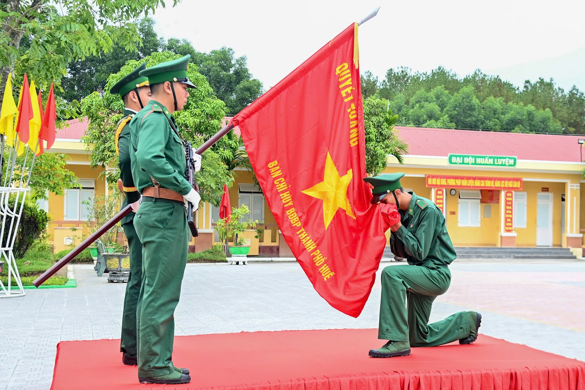 chien-si-moi-tuyen-the-stnn-3-1781078305.jpg