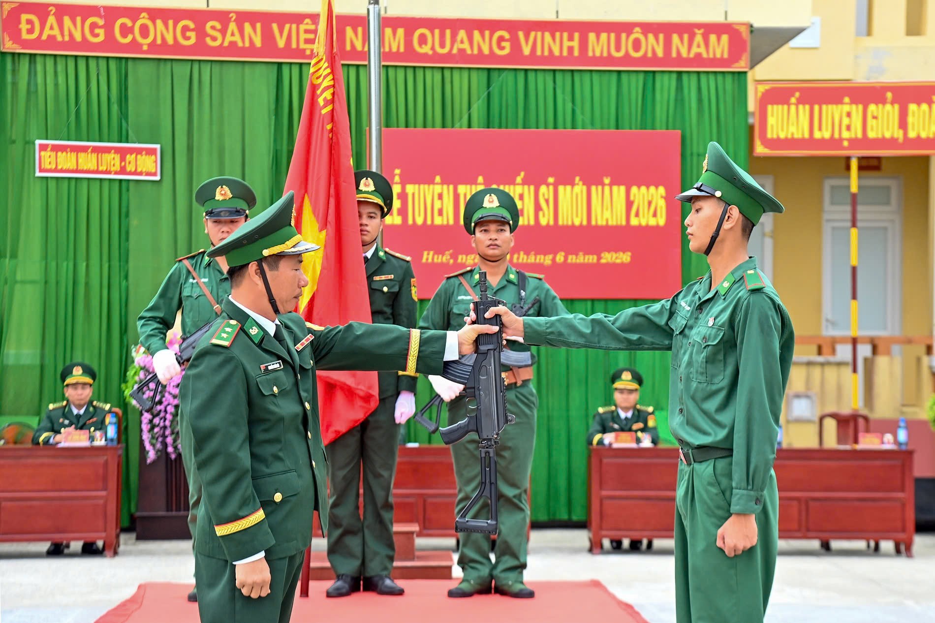 chien-si-moi-tuyen-the-stnn-4-1781078304.jpg