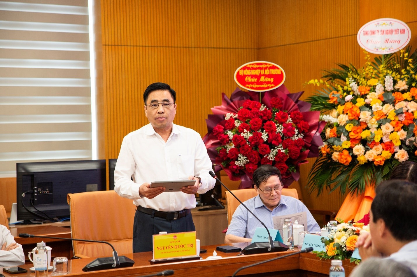 hoi-lam-nghiep-vn-0-1790929485.jpg