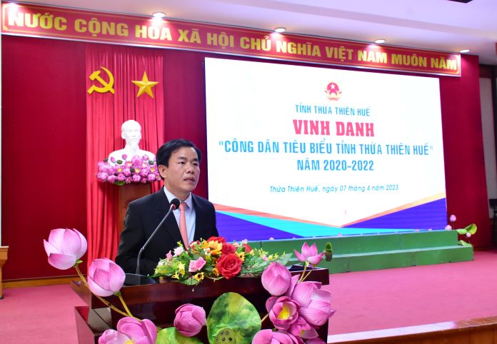 Ông Nguyễn Văn Phương, Chủ tịch UBND tỉnh Thừa Thiên Huế phát biểu tại buổi lễ.