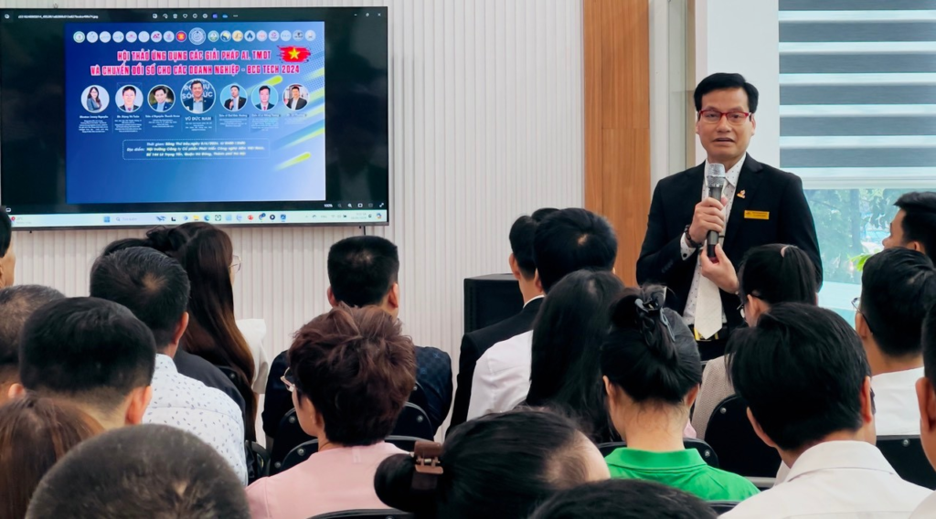 Tiến sỹ Lê Hồng Trung, Ủy viên TW Hội Trí thức khoa học và công nghệ trẻ Việt Nam giới thiệu về "Hệ sinh thái khởi nghiệp IDEA & STARTUP ECOSYSTEMPS với các ứng dụng chuyển đổi số".