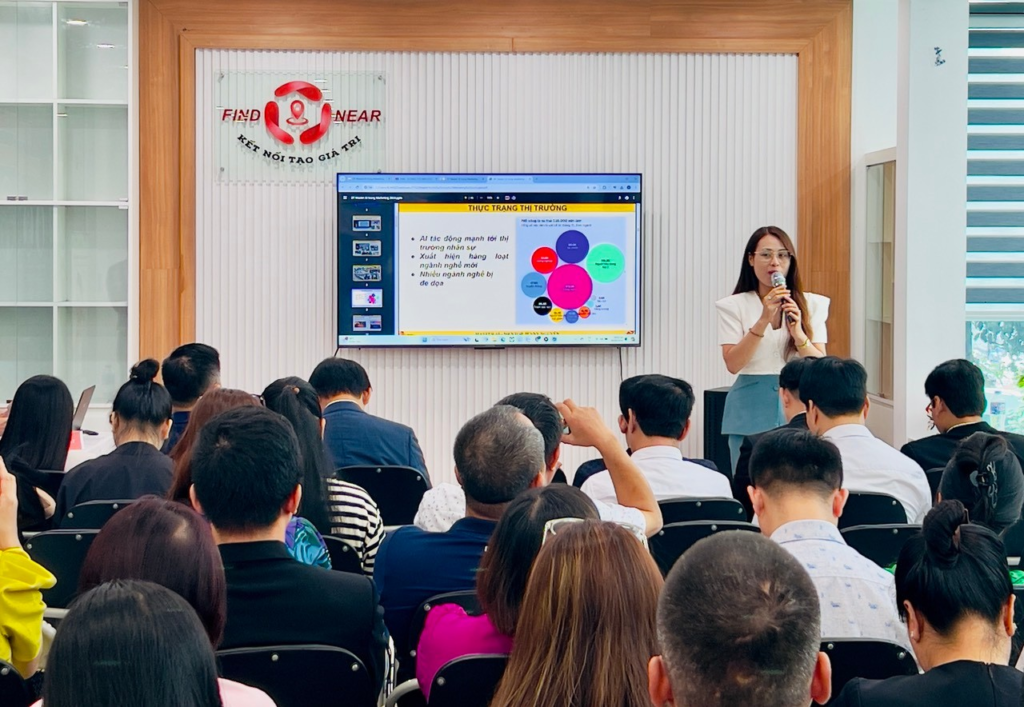 Mentor Jenny Nguyễn, Tổng Giám đốc AZ Group chia sẻ về "AI trong chuyển đổi số của doanh nghiệp".
