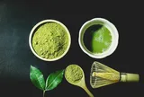 Kỹ thuật chiếu xạ ánh sáng vàng giúp nguyên liệu Matcha tỏa hương hoa tự nhiên