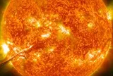 Tảo biến đổi gen "thu gom" vi nhựa: Giải pháp ba trong một cho nước ô nhiễm