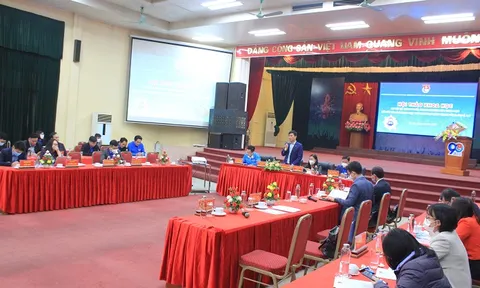 Hội thảo: “Cơ hội và thách thức về nghiên cứu khoa học đối với các nhà khoa học trẻ giai đoạn cách mạng công nghiệp 4.0”