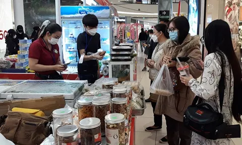 Khai mạc hội chợ hàng nông sản, OCOP