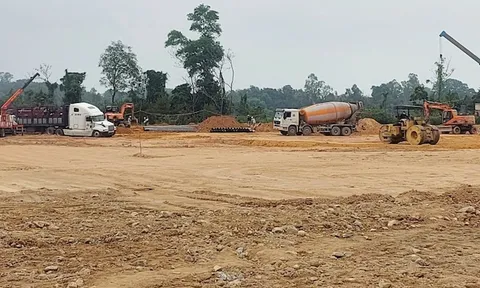 Nghệ An: Nhà máy may Thanh Chương Matsuoka chưa hoàn thiện thủ tục vẫn thi công rầm rộ