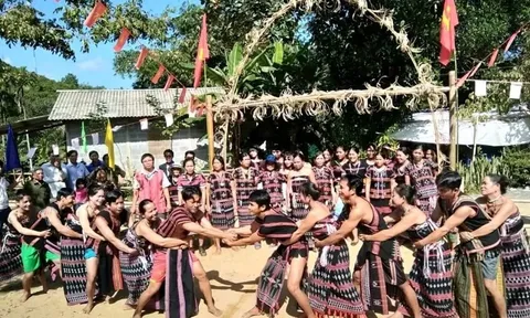 Thừa Thiên Huế: Nhiều hoạt động đặc sắc trong “Ngày hội vùng cao A lưới” dịp 30/4