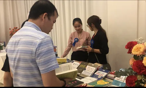 Read Yourself: đọc sách là đọc chính mình