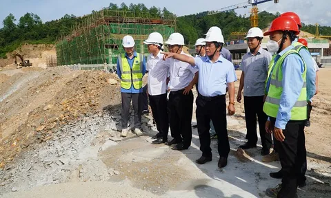 Sớm đưa Nhà máy xử lý rác thải sinh hoạt Phú Sơn (Thừa Thiên Huế) đi vào hoạt động