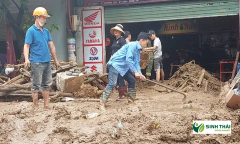 Suối Huồi Giảng gào thét, người Kỳ Sơn còn gì khi cơn lũ tràn qua?
