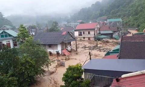 Lũ ống, lũ quét ở huyện Kỳ Sơn (Nghệ An) gây mất mát về người