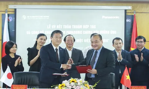 Panasonic chung sức hưởng ứng chương trình “Trồng 1 tỉ cây xanh - Vì một Việt Nam xanh”