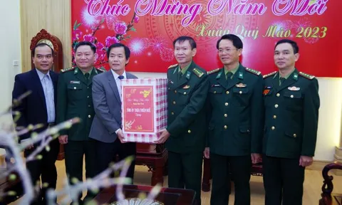 Bộ CHQS tỉnh Thừa Thiên Huế gặp mặt, chúc Tết các đồng chí nguyên thủ trưởng Bộ CHQS tỉnh qua các thời kỳ