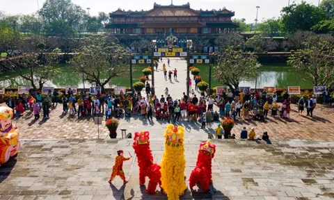 Thừa Thiên Huế đón lượng lớn khách du lịch dịp Tết Quý Mão