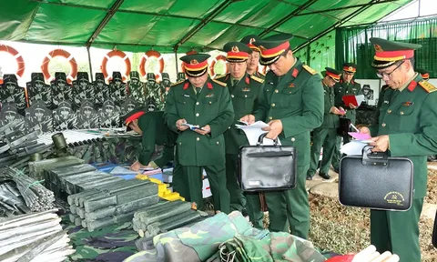Bộ CHQS tỉnh Thừa Thiên Huế kiểm tra công tác chuẩn bị huấn luyện chiến sĩ mới
