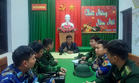 Cứu hộ tàu cá và 03 ngư dân gặp nạn trên biển