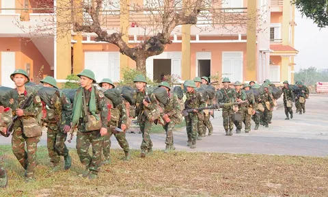 Kiểm tra công tác chuẩn bị ra quân huấn luyện và luyện tập chuyển trạng thái sẵn sàng chiến đấu năm 2023