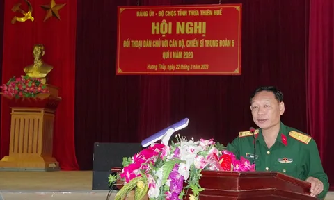 Đối thoại nắm bắt tâm tư, nguyện vọng cán bộ, chiến sĩ