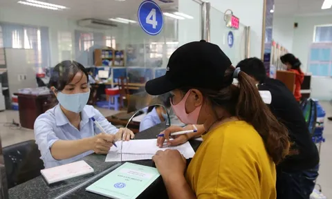 Rút BHXH một lần: Giải quyết nhu cầu trước mắt, người lao động gặp khó khăn khi về già