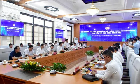 Bộ Thông tin và Truyền thông làm việc với tỉnh Thừa Thiên Huế về chuyển đổi số