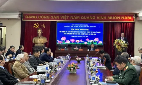 Tọa đàm Đề cương về văn hóa Việt Nam và sự phát triển tư duy lý luận của Đảng về văn học, nghệ thuật 80 năm qua