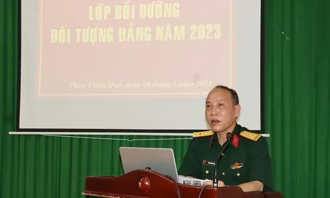 Đảng ủy Quân sự tỉnh Thừa Thiên Huế bồi dưỡng đối tượng Đảng cho đoàn viên ưu tú