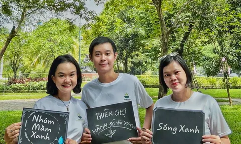Đến phiên chợ “Hành động xanh” mua bán đồ cũ và sống xanh