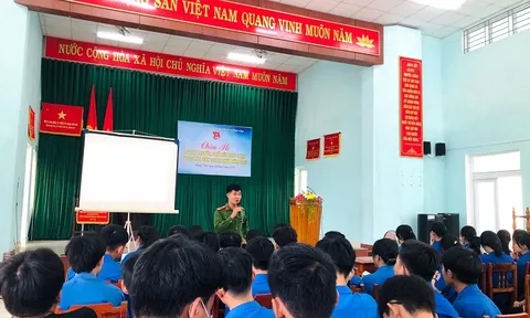 Tuyên truyền pháp luật về an ninh mạng và tác hại của ma túy đến đoàn viên, thanh niên, học sinh