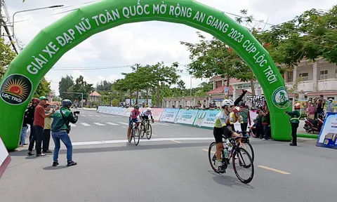 Giải đua xe đạp nữ toàn quốc mở rộng An Giang năm 2023 – Cúp Lộc Trời: Chủ nhà An Giang khai màn thành công