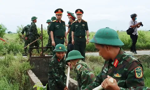 Tăng cường tình đoàn kết quân dân, thúc đẩy phát triển kinh tế - xã hội