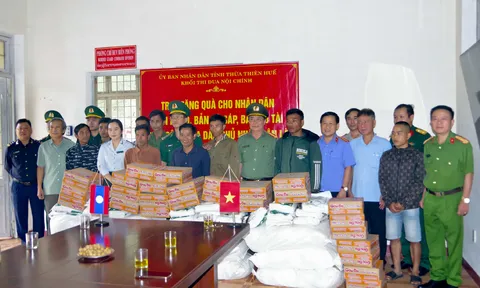 Thừa Thiên Huế: Nhiều hoạt động thiết thực hướng về nhân dân biên giới Việt Nam – Lào