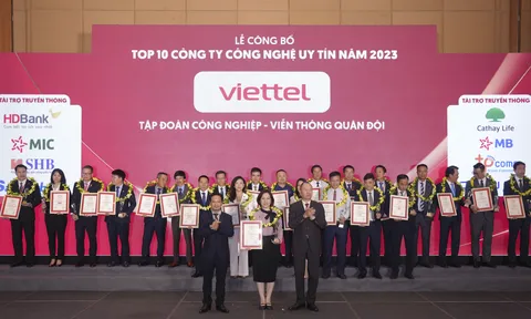 6 năm liên tiếp Viettel được vinh danh là công ty CNTT-VT uy tín nhất Việt Nam
