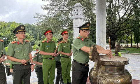 Nhiều hoạt động ý nghĩa hướng tới  kỷ niệm 78 năm Ngày truyền thống lực lượng Công an nhân dân