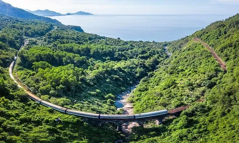 Đoàn tàu “Kết nối di sản miền Trung” chính thức đi vào hoạt động