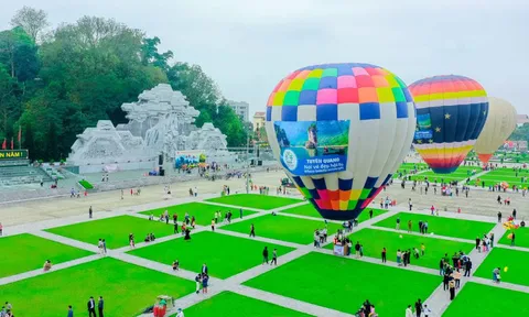Tuyên Quang quảng bá lễ hội khinh khí cầu và ra mắt sản phẩm du lịch "Khoáng nóng Mỹ Lâm - Suối nguồn kỳ diệu"