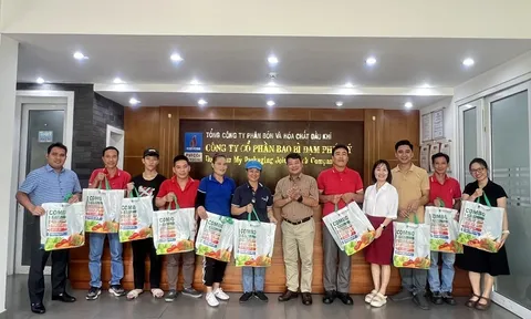 PVFCCo trao thưởng đợt 1 chương trình “Theo dõi liền tay trao ngay quà tặng”