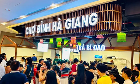 Khai trương tổ hợp TTTM Vincom Plaza và Chợ Đỉnh Hà Giang: Đòn bẩy quan trọng phát triển địa phương