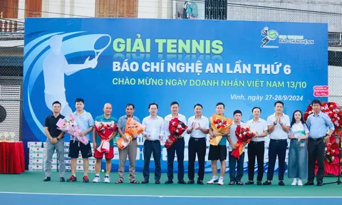 Giải Tennis báo chí Nghệ An chào mừng Ngày Doanh nhân Việt Nam